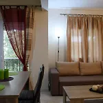 Apartament House *