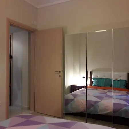 Apartament House *
