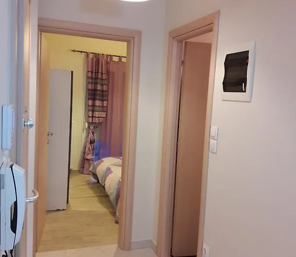 House Apartman *