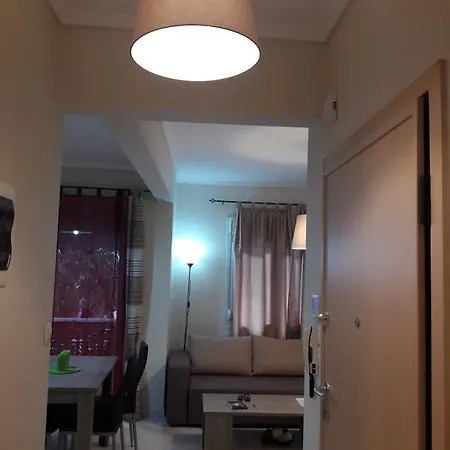 House * Tesalónica